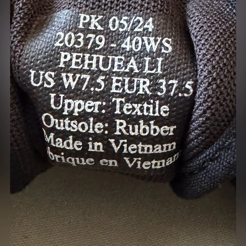 OluKai Pehuea Li Sneakers, Black & White Sand, NWT, Women’s Multiple Sizes - Picture 11 of 16